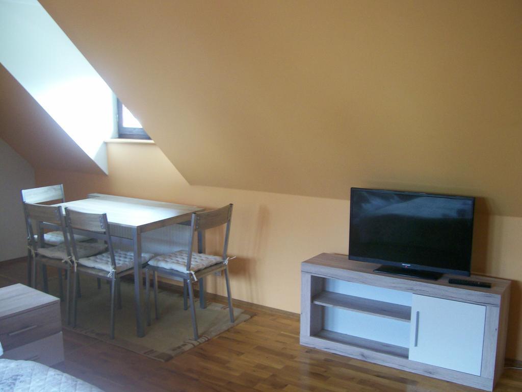 Apartmany V Centru Trebon Exterior photo